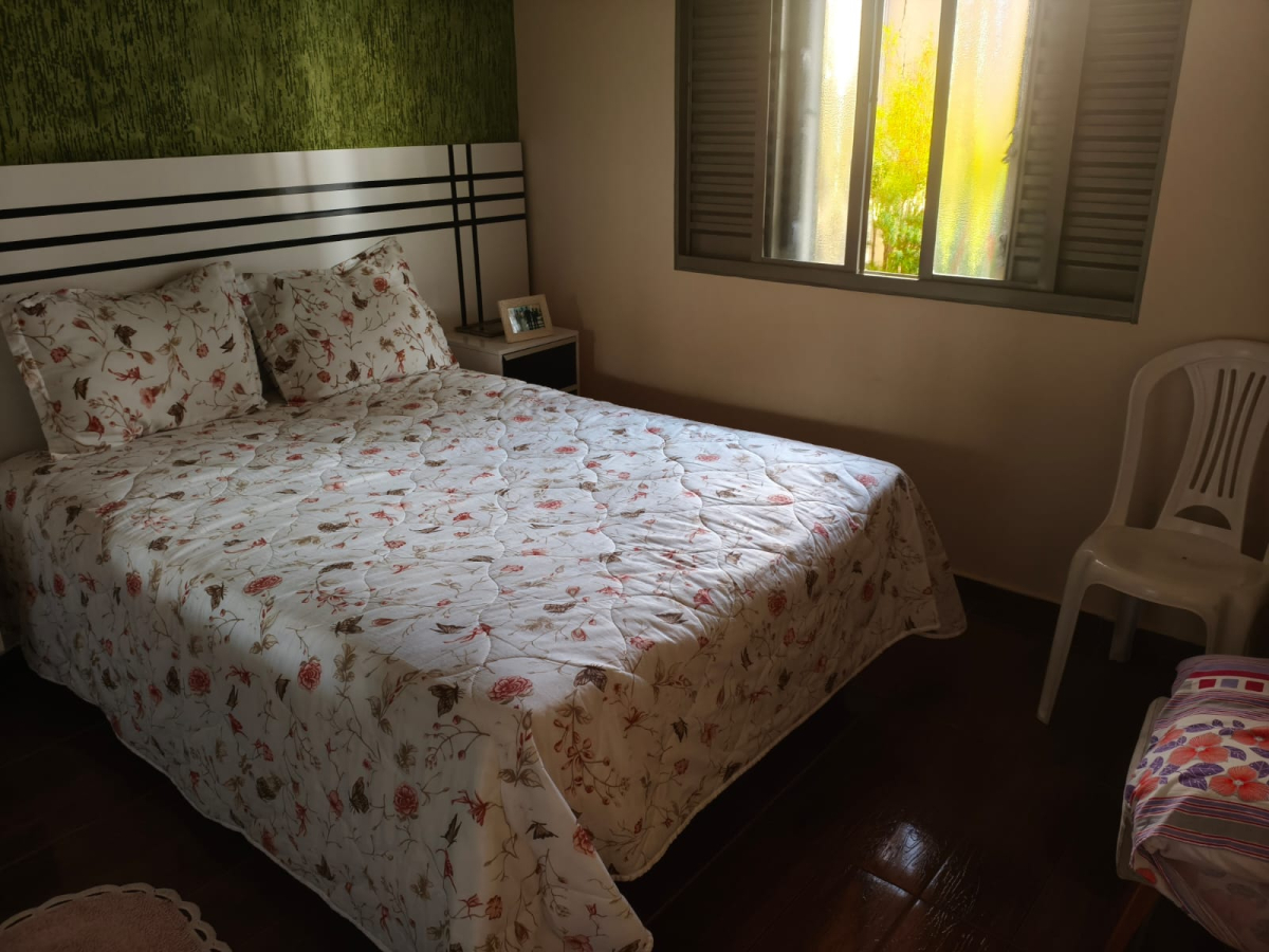 quarto casal
