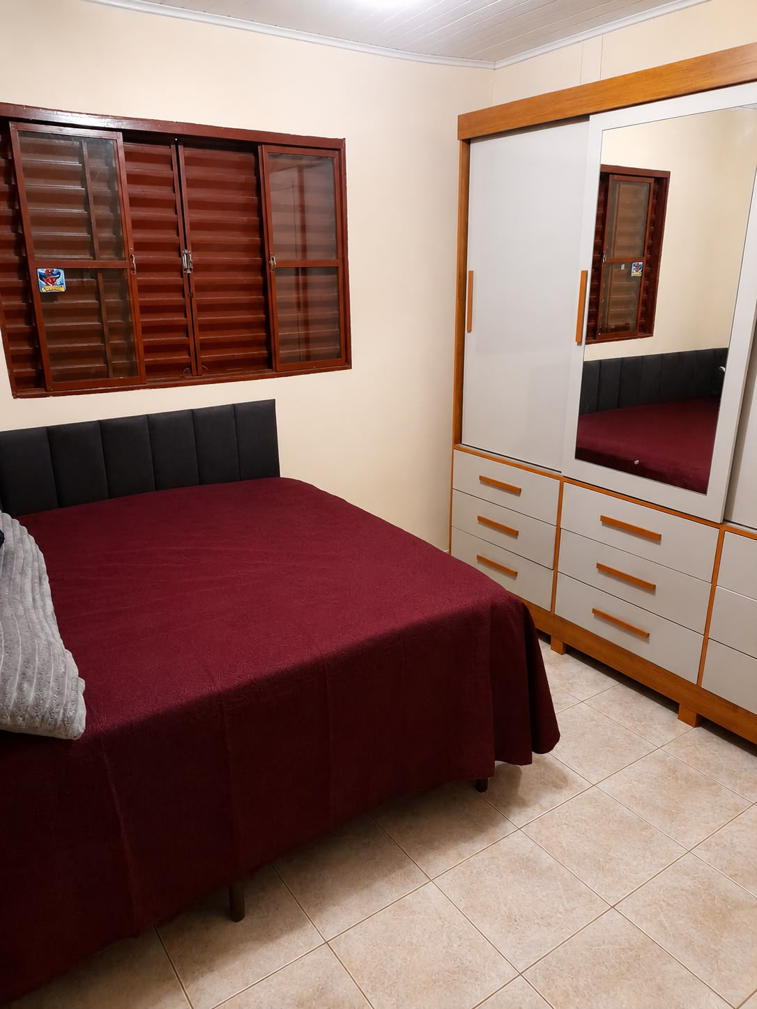quarto casal